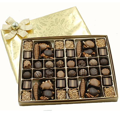 Deluxe Chocolate Assortment 19 oz.