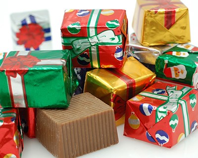 Milk Chocolate Foiled Christmas Presents 1 lb.