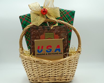 Merrier Custom Logo Assortment Basket 26 oz.